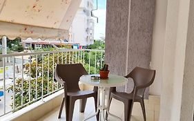 Arte Apartment